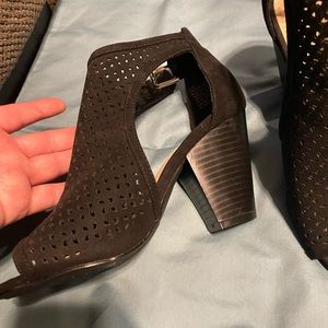 Just fab , black heels